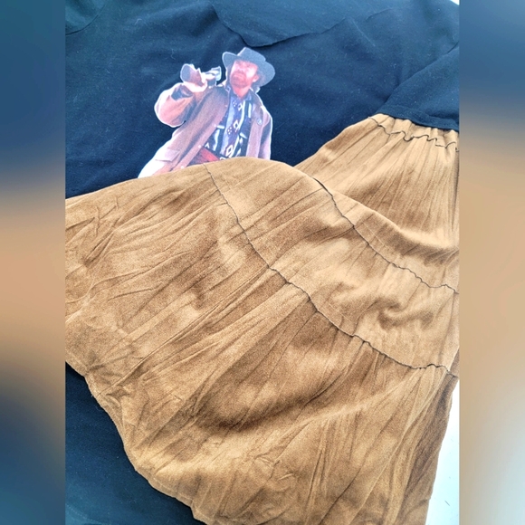 Boho Cowgirl Tee With Bell Sleeves Upcycled - Picture 8 of 10